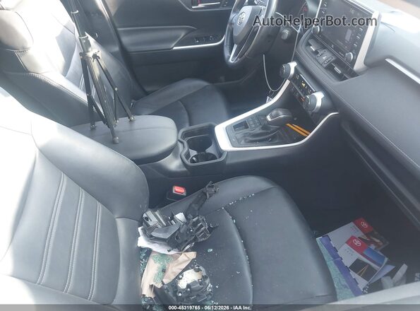 2T3A1RFV9KW065839 2019 TOYOTA RAV4 Blue წინა სალონის ხედი