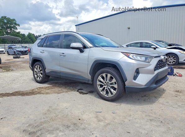 2T3A1RFVXMW143600 2021 TOYOTA RAV4 Silver Передня права чверть