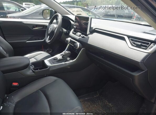 2T3B6RFV0RW054146 2024 TOYOTA RAV4 HYBRID Dark Blue Widok wnętrza z przodu