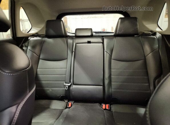 2T3B6RFV8NW035595 2022 TOYOTA RAV4 Gray Vista de los asientos traseros