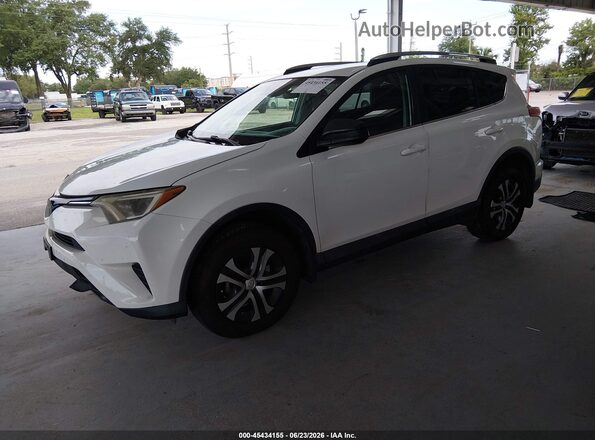2T3BFREV0JW772995 2018 TOYOTA RAV4 White წინა მარცხენა ხედი სამი მეოთხედიდან