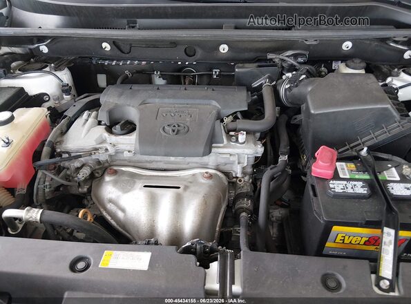 2T3BFREV0JW772995 2018 TOYOTA RAV4 White უკანა ხედი