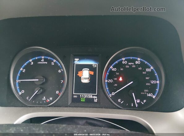 2T3BFREV0JW772995 2018 TOYOTA RAV4 White უკანა სავარძლების ხედი