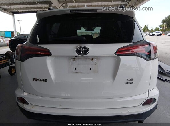 2T3BFREV0JW772995 2018 TOYOTA RAV4 White 