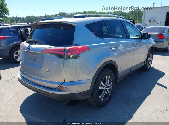 2T3BFREV1HW581273 2017 TOYOTA RAV4 Silver Tył prawy