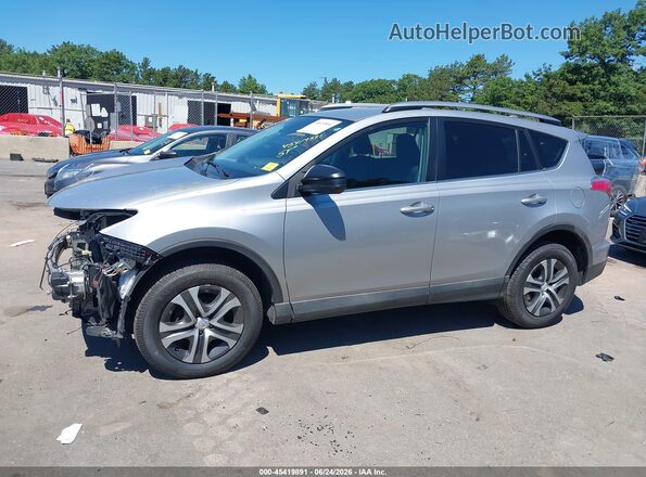 2T3BFREV1HW581273 2017 TOYOTA RAV4 Silver 