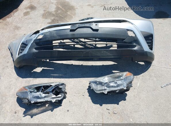 2T3BFREV1HW581273 2017 TOYOTA RAV4 Silver Widok zestawu wskaźników