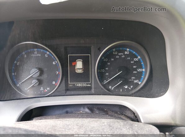 2T3BFREV1JW710196 2018 TOYOTA RAV4 Purple Widok tylnych siedzeń