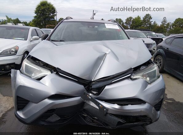 2T3BFREV2JW770312 2018 TOYOTA RAV4 Silver Vista del cuadro de instrumentos