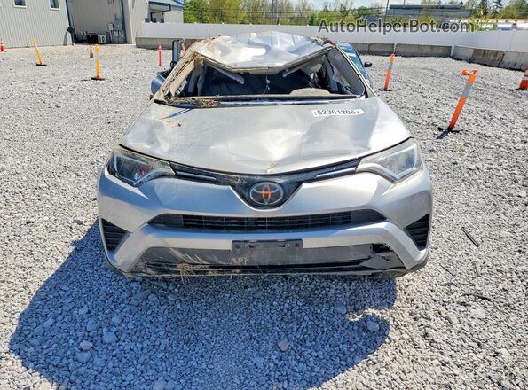 2T3BFREV2JW848409 2018 TOYOTA RAV4 Silver წინა ხედი