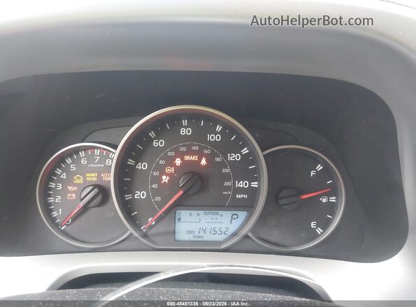 2T3BFREV4GW455682 2016 TOYOTA RAV4 Red Vista de los asientos traseros