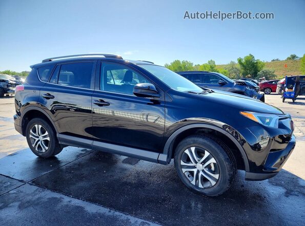 2T3BFREV4HW543777 2017 TOYOTA RAV4 Black Передня права чверть