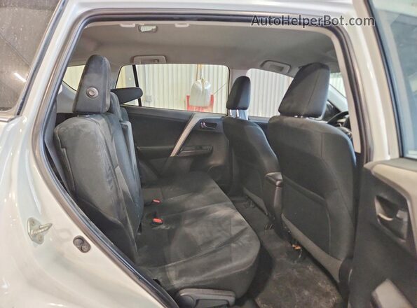 2T3BFREV7HW626040 2017 TOYOTA RAV4 White Rear interior view