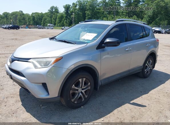 2T3BFREV8HW569847 2017 TOYOTA RAV4 Silver Передня ліва чверть