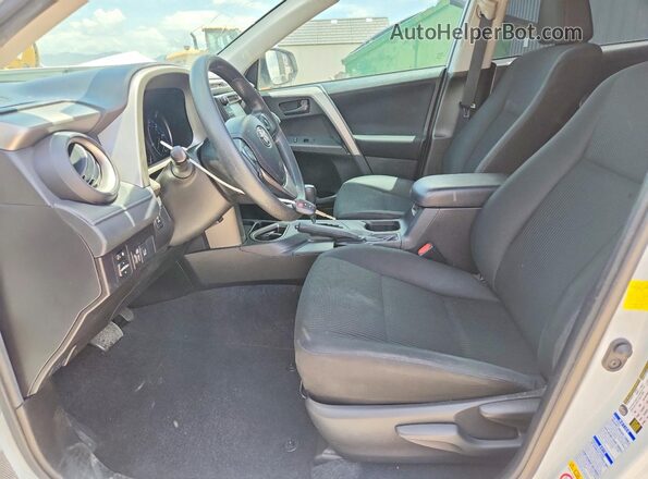 2T3BFREV8HW666014 2017 TOYOTA RAV4 White Vista interior delantera