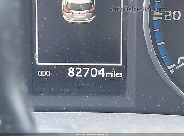 2T3BFREV9JW848584 2018 TOYOTA RAV4 Red Панорамний вид салону 360°