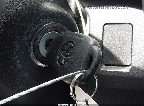 2T3BFREVXJW700850 2018 TOYOTA RAV4 White წინა პანელის ხედი