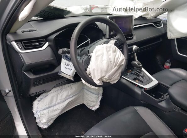 2T3C1RFV0RC256134 2024 TOYOTA RAV4 Silver 