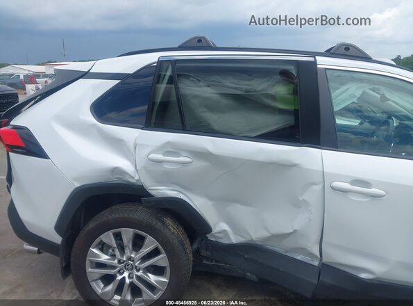 2T3C1RFV0SW383308 2025 TOYOTA RAV4 White Front view