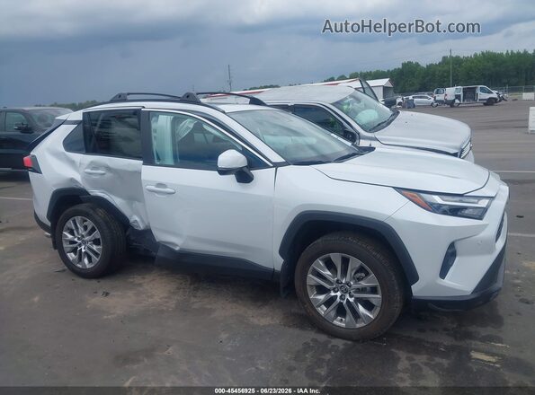 2T3C1RFV0SW383308 2025 TOYOTA RAV4 White Rear interior view