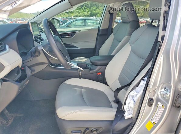 2T3C1RFV2MC108933 2021 TOYOTA RAV4 Silver Vista interior delantera