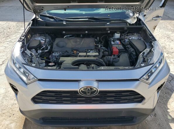2T3C1RFV2MC108933 2021 TOYOTA RAV4 Silver Vista del compartimento del motor