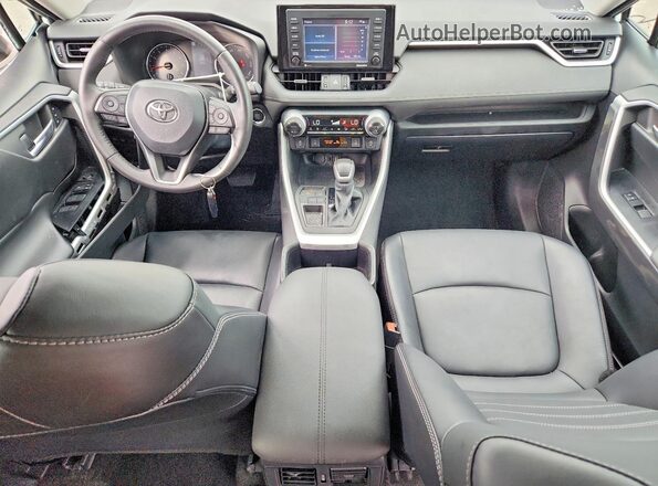 2T3C1RFV3NW220043 2022 TOYOTA RAV4 Белый Вид панели приборов
