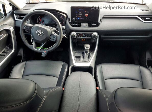 2T3C1RFV3PC244377 2023 TOYOTA RAV4 Gray Vista del salpicadero