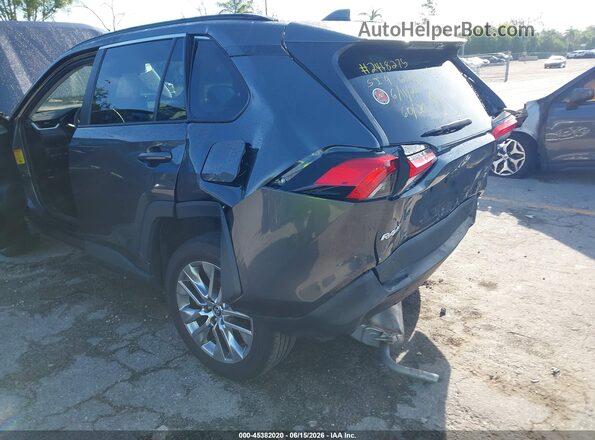 2T3C1RFV3RC252305 2024 TOYOTA RAV4 Gray Front view