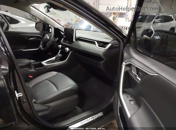 2T3C1RFV3RC278354 2024 TOYOTA RAV4 Black Вид салону спереду