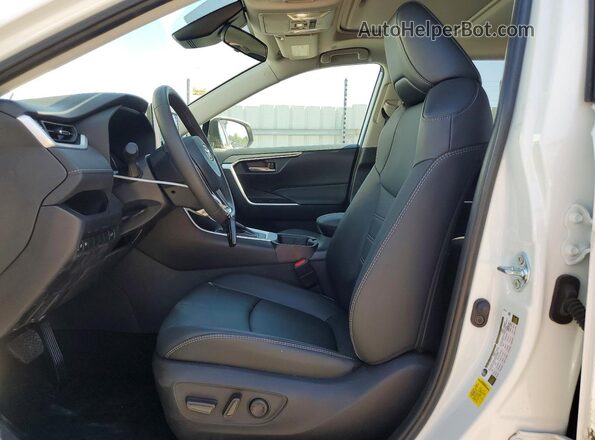 2T3C1RFV3SW384680 2025 TOYOTA RAV4 Белый 