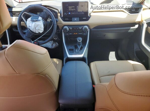 2T3C1RFV4SW376877 2025 TOYOTA RAV4 Бордовый Вид панели приборов