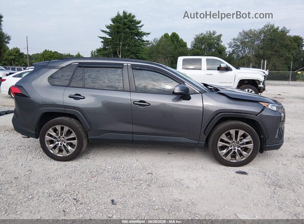 2T3C1RFV5MC126245 2021 TOYOTA RAV4 Gray Vista interior trasera