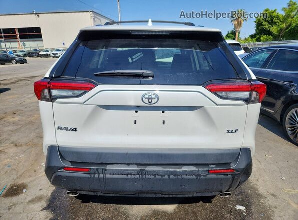 2T3C1RFV5PW251703 2023 TOYOTA RAV4 White Հետևի տեսք