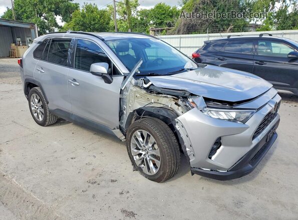 2T3C1RFV6KC022358 2019 TOYOTA RAV4 Silver 