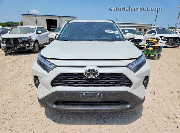 2T3C1RFV6NW186017 2022 TOYOTA RAV4 Белый Вид спереди