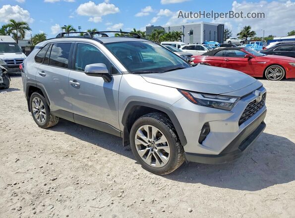 2T3C1RFV6SC332719 2025 TOYOTA RAV4 Silver Przód prawy