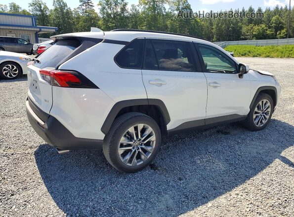 2T3C1RFV8PW278328 2023 TOYOTA RAV4 White Задня права чверть