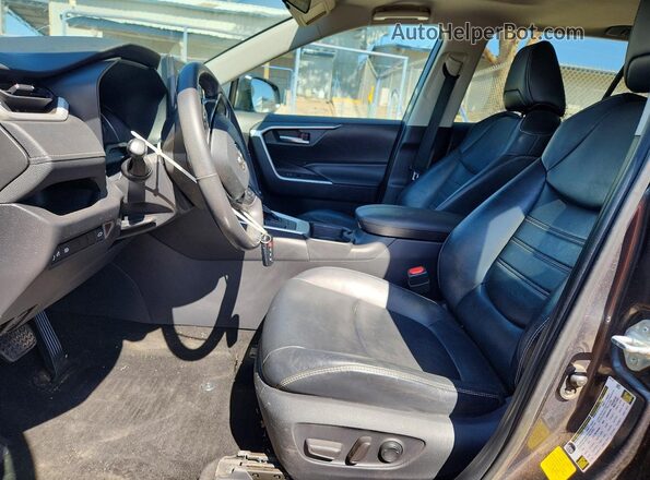 2T3C1RFV9MC093377 2021 TOYOTA RAV4 Gray Սալոնի դիմացի տեսք