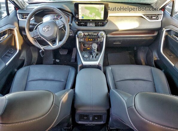 2T3D1RFVXSW506990 2025 TOYOTA RAV4 Красный 
