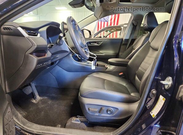 2T3D6RFV3RW075940 2024 TOYOTA RAV4 Blue Front interior view