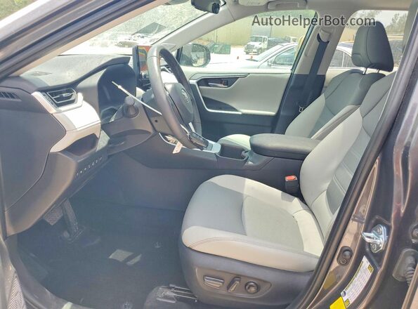 2T3D6RFV4RW048178 2024 TOYOTA RAV4 Gray Вид салону спереду