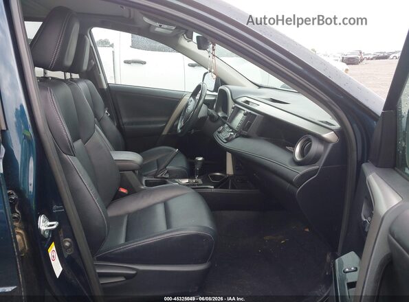 2T3DFREV1HW549982 2017 TOYOTA RAV4 Dark Blue Widok wnętrza z przodu