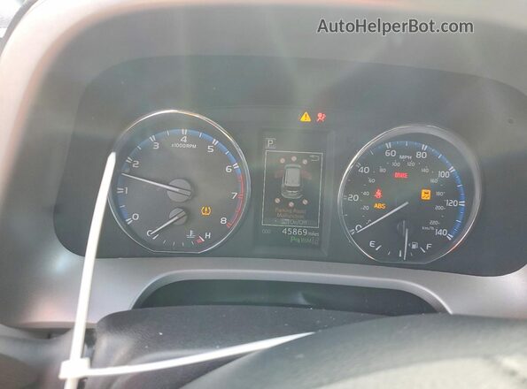 2T3DFREV2HW558769 2017 TOYOTA RAV4 White Instrument cluster view