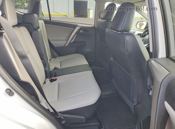 2T3DFREV2HW558769 2017 TOYOTA RAV4 White Rear seats view