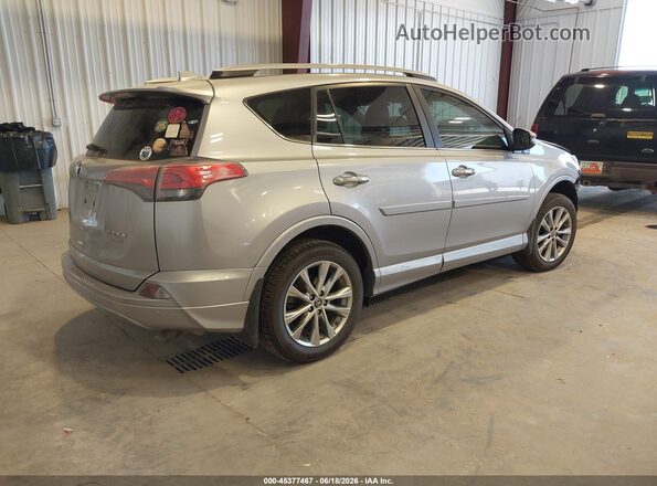2T3DFREV3HW578920 2017 TOYOTA RAV4 Серебряный Задняя правая четверть