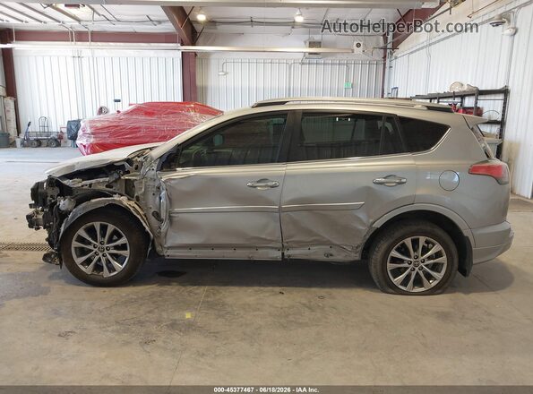 2T3DFREV3HW578920 2017 TOYOTA RAV4 Серебряный 