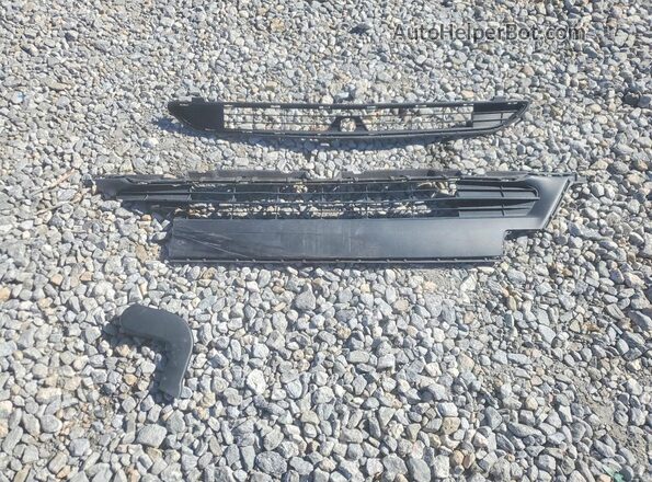 2T3DFREV4JW717426 2018 TOYOTA RAV4 Black VIN sticker view