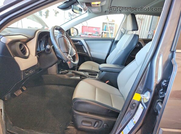 2T3DFREV6HW547564 2017 TOYOTA RAV4 Gray 