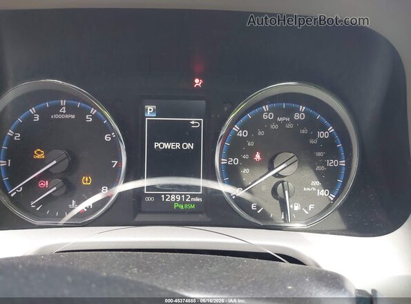 2T3DFREV6HW655912 2017 TOYOTA RAV4 Red Вид задніх сидінь
